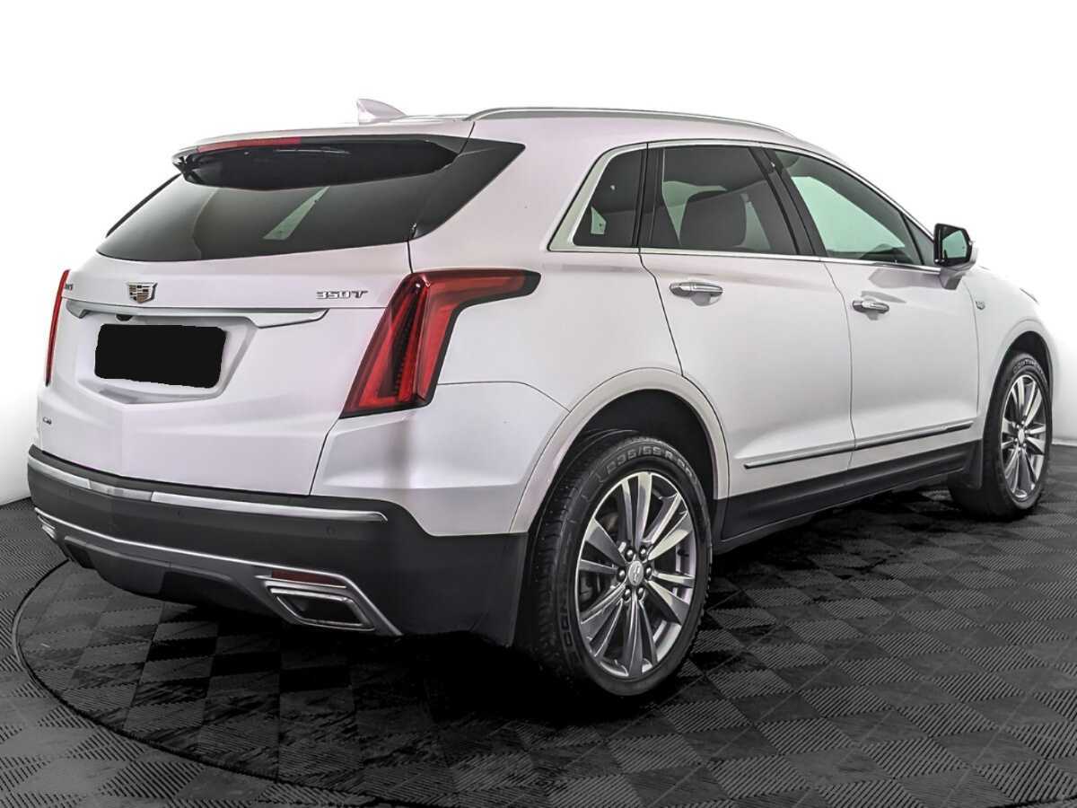 Купить Cadillac XT5 с пробегом. Фото: #4