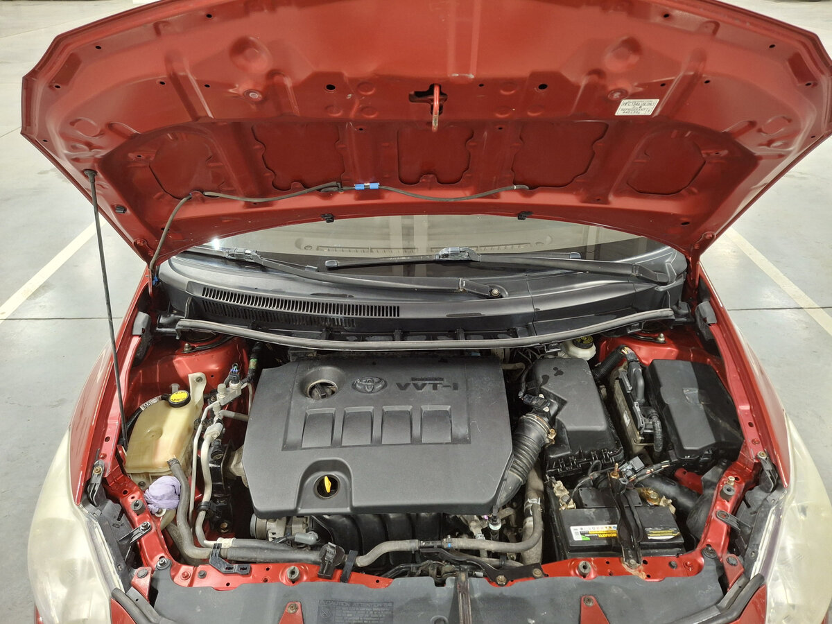 Купить Toyota Auris с пробегом. Фото: #8