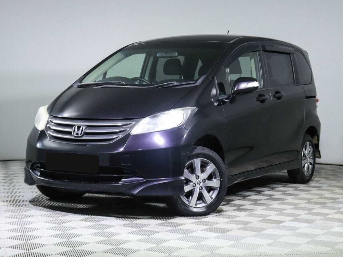 Купить Honda Freed с пробегом. Посмотреть фото