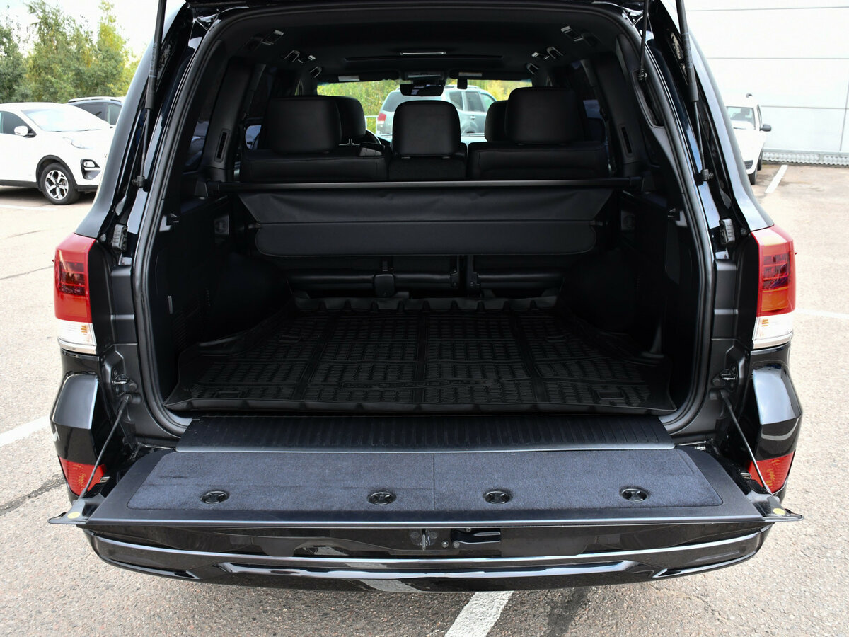 Купить Toyota Land Cruiser с пробегом. Фото: #15