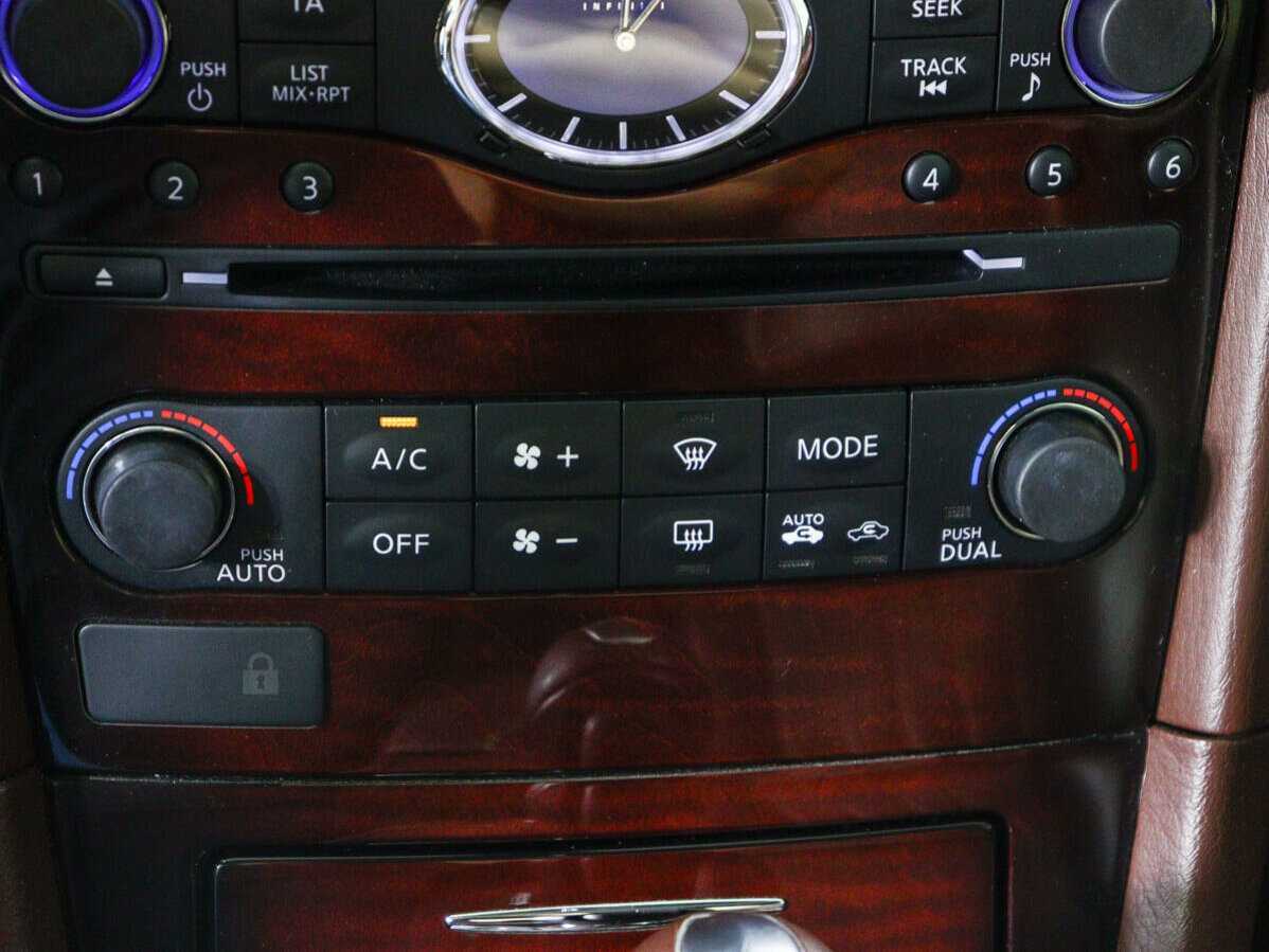 Купить Infiniti QX50 с пробегом. Фото: #15