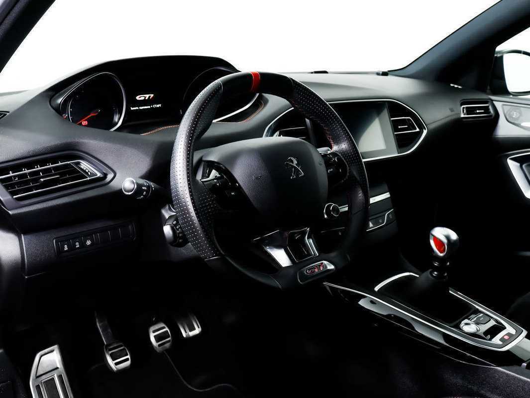 Купить Peugeot 308 GTi с пробегом. Фото: #12