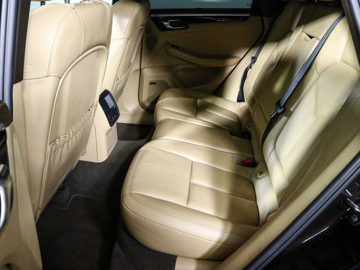 Купить Porsche Macan с пробегом. Фото: #9