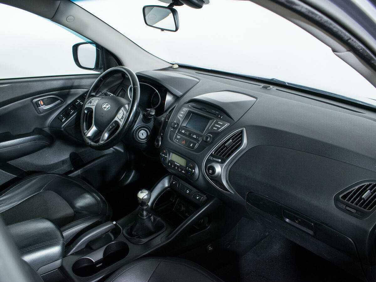 Купить Hyundai ix35 с пробегом. Фото: #8