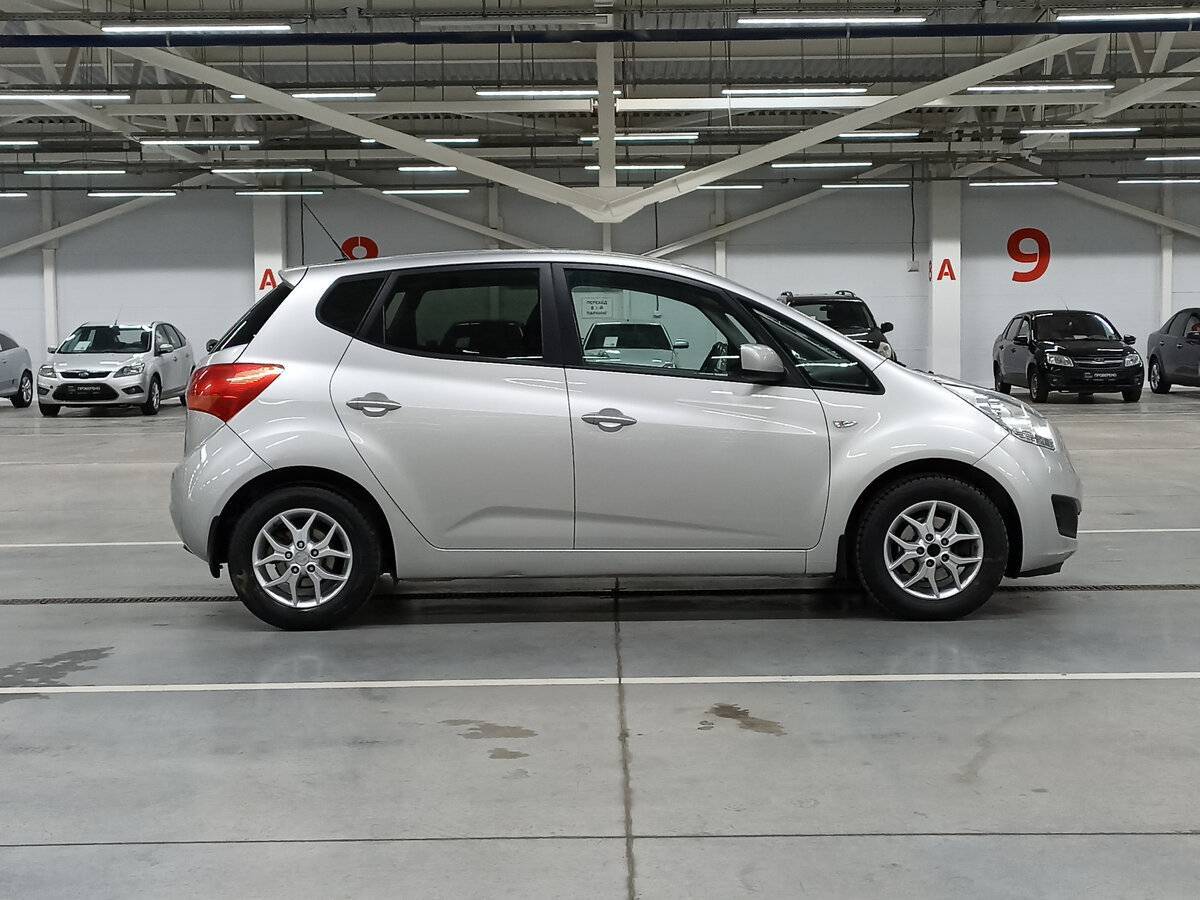 Купить Kia Venga с пробегом. Фото: #3