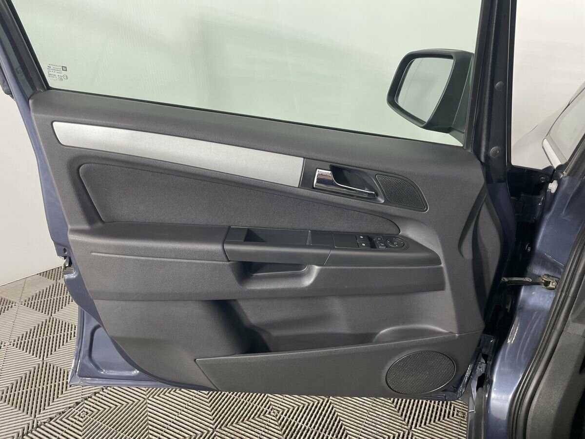 Купить Opel Zafira с пробегом. Фото: #7