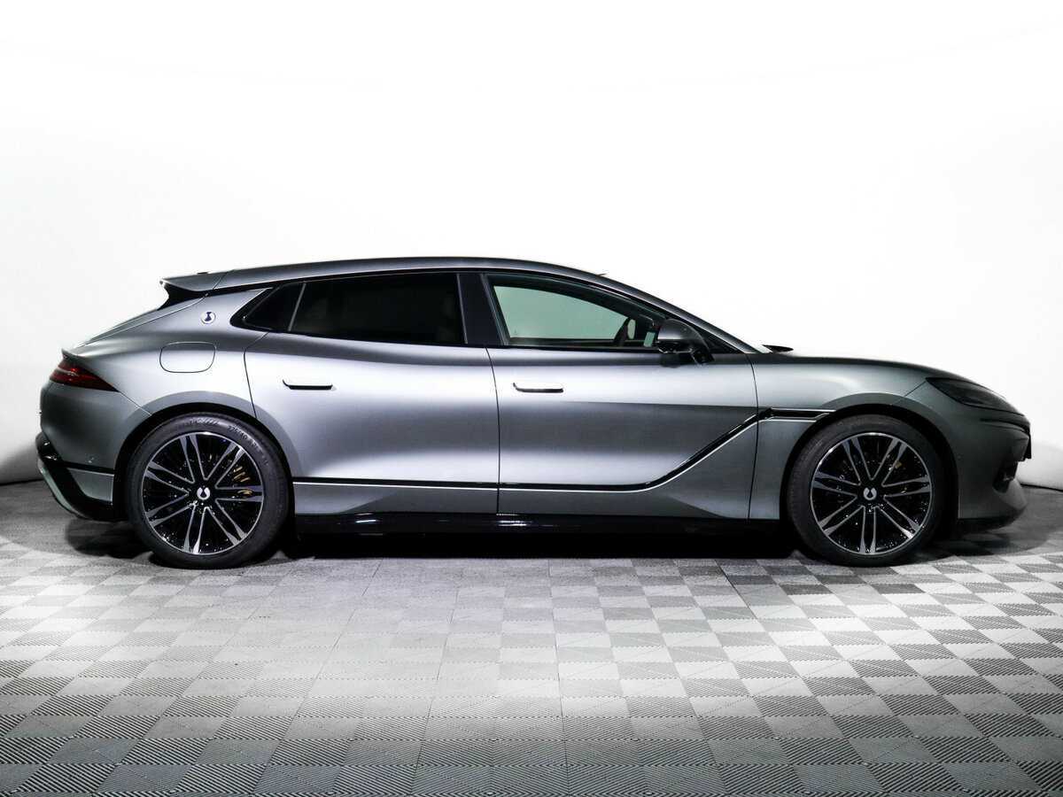 Купить Denza Z9 с пробегом. Фото: #3