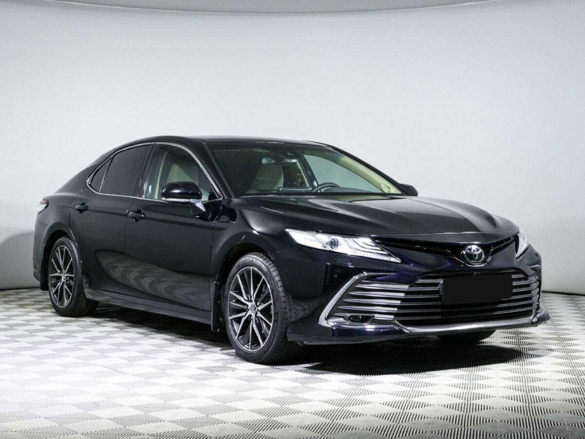 Купить Toyota Camry с пробегом. Фото: #2