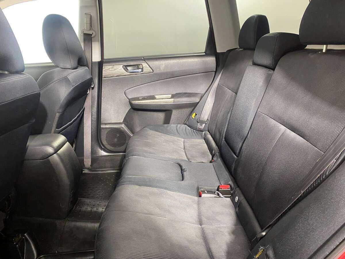 Купить Subaru Forester с пробегом. Фото: #9