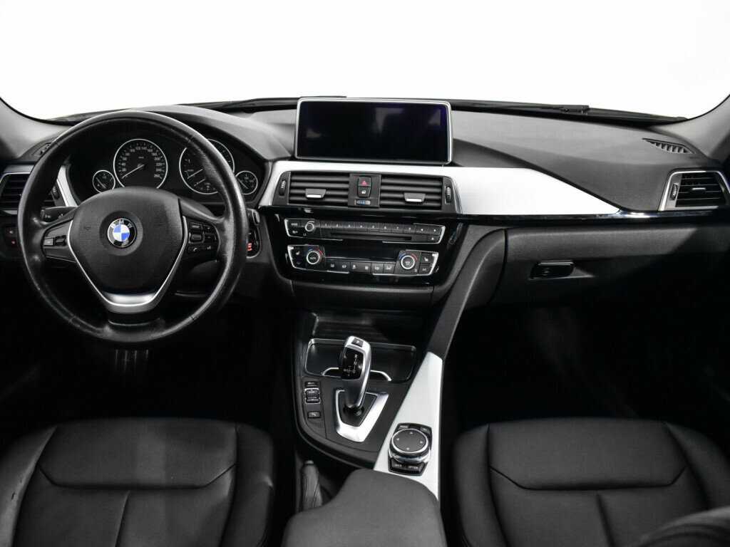 Купить BMW 3 серии с пробегом. Фото: #11
