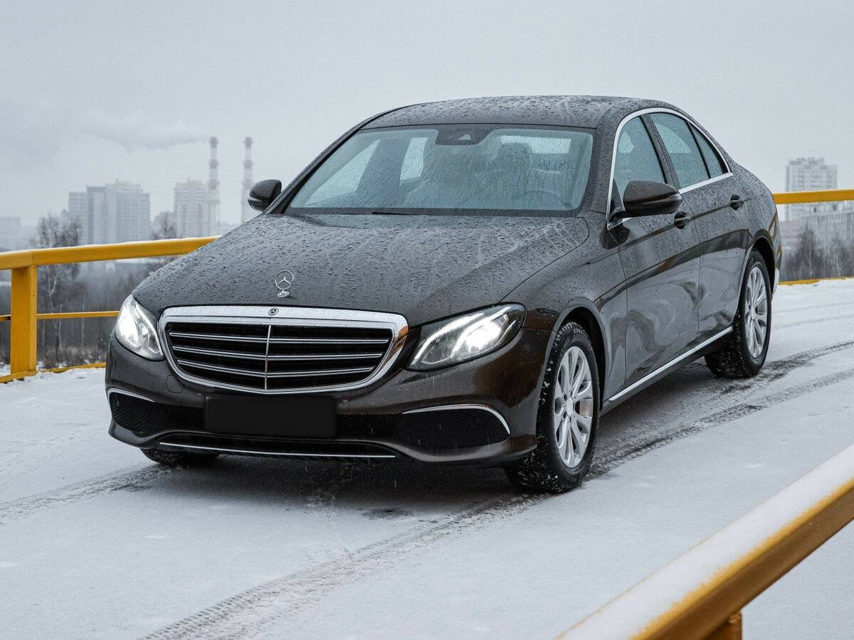 Купить Mercedes-Benz E-Класс с пробегом. Фото: #0