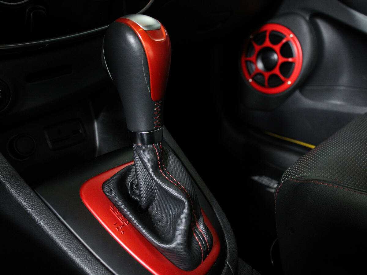 Купить Renault Clio RS с пробегом. Фото: #20