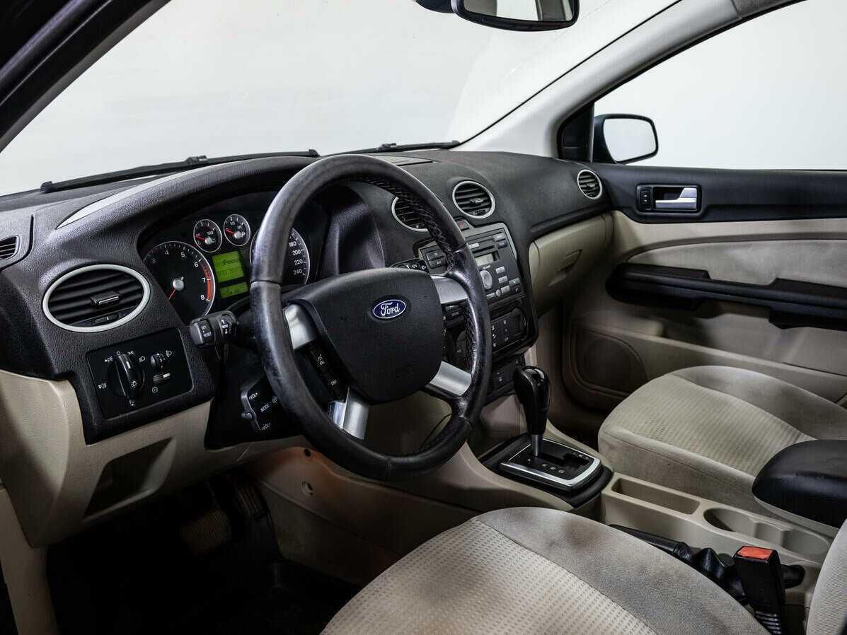 Купить Ford Focus с пробегом. Фото: #10