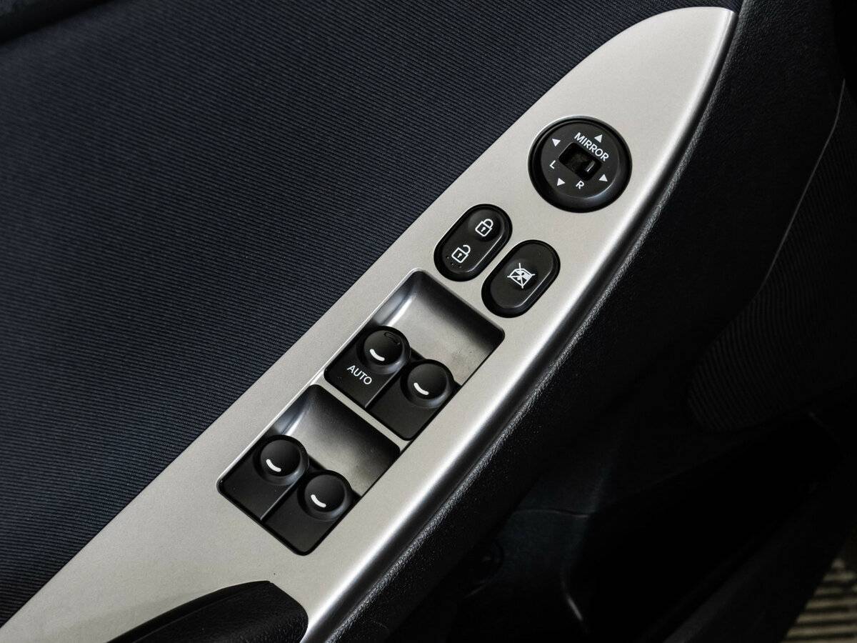 Купить Hyundai Solaris с пробегом. Фото: #13