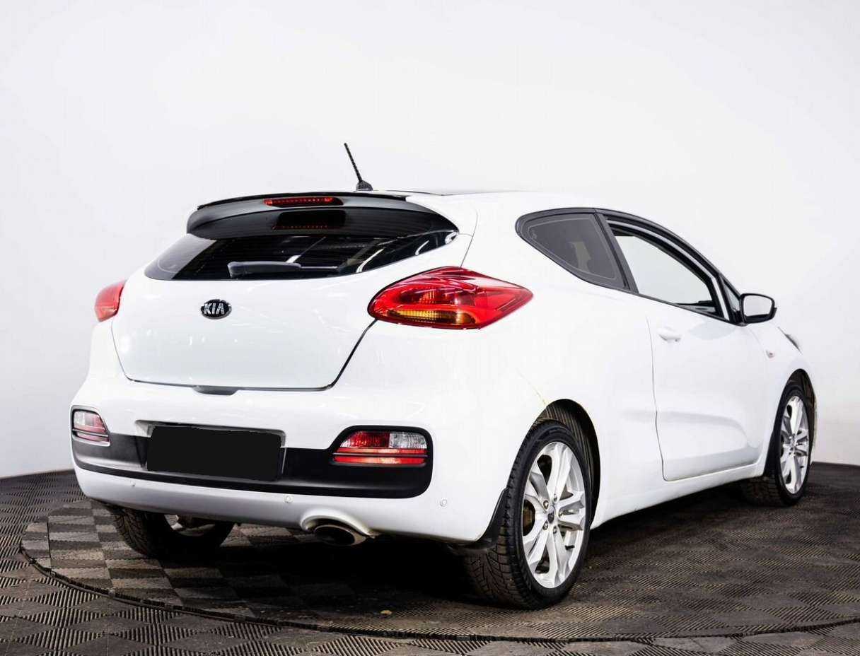Купить Kia Ceed с пробегом. Фото: #5