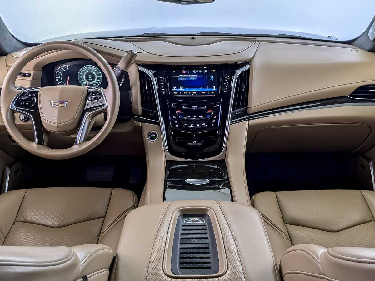 Купить Cadillac Escalade с пробегом. Фото: #11