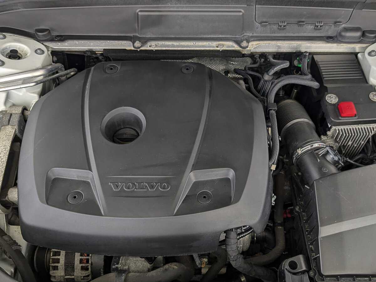 Купить Volvo XC60 с пробегом. Фото: #8