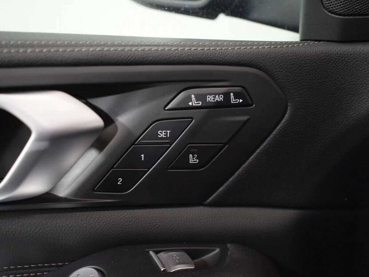 Купить BMW X7 с пробегом. Фото: #20