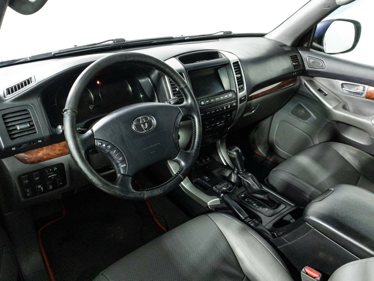 Купить Toyota Land Cruiser Prado с пробегом. Фото: #10