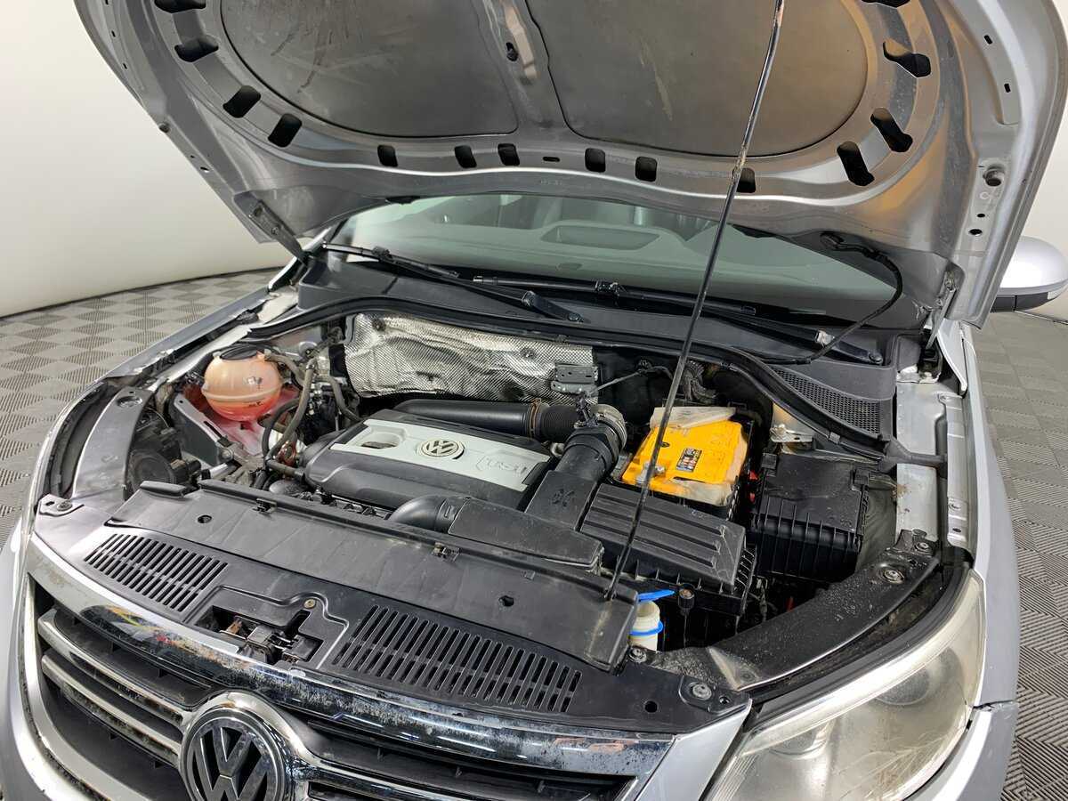 Купить Volkswagen Tiguan с пробегом. Фото: #10