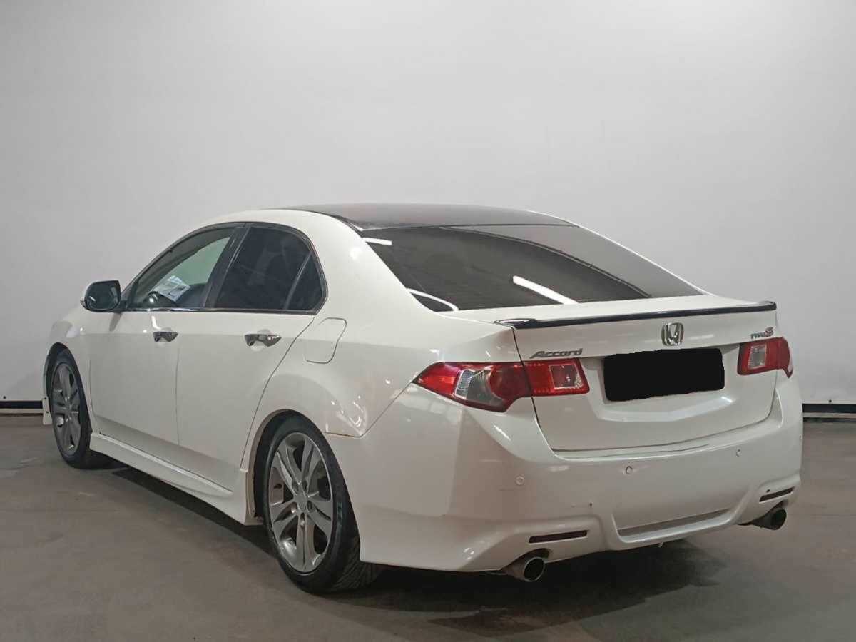 Купить Honda Accord с пробегом. Фото: #6