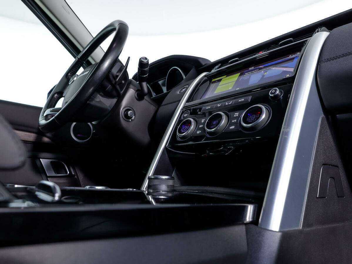 Купить Land Rover Discovery с пробегом. Фото: #13