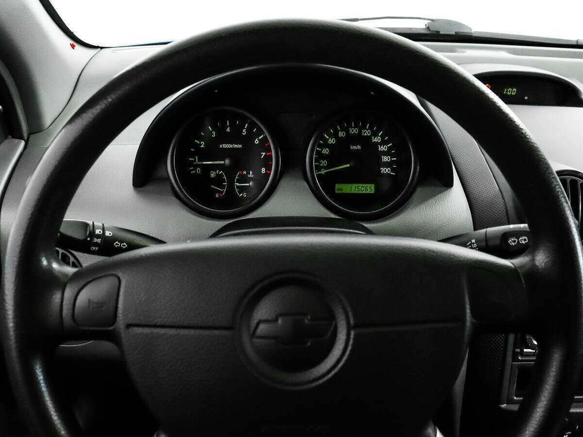 Купить Chevrolet Aveo с пробегом. Фото: #15