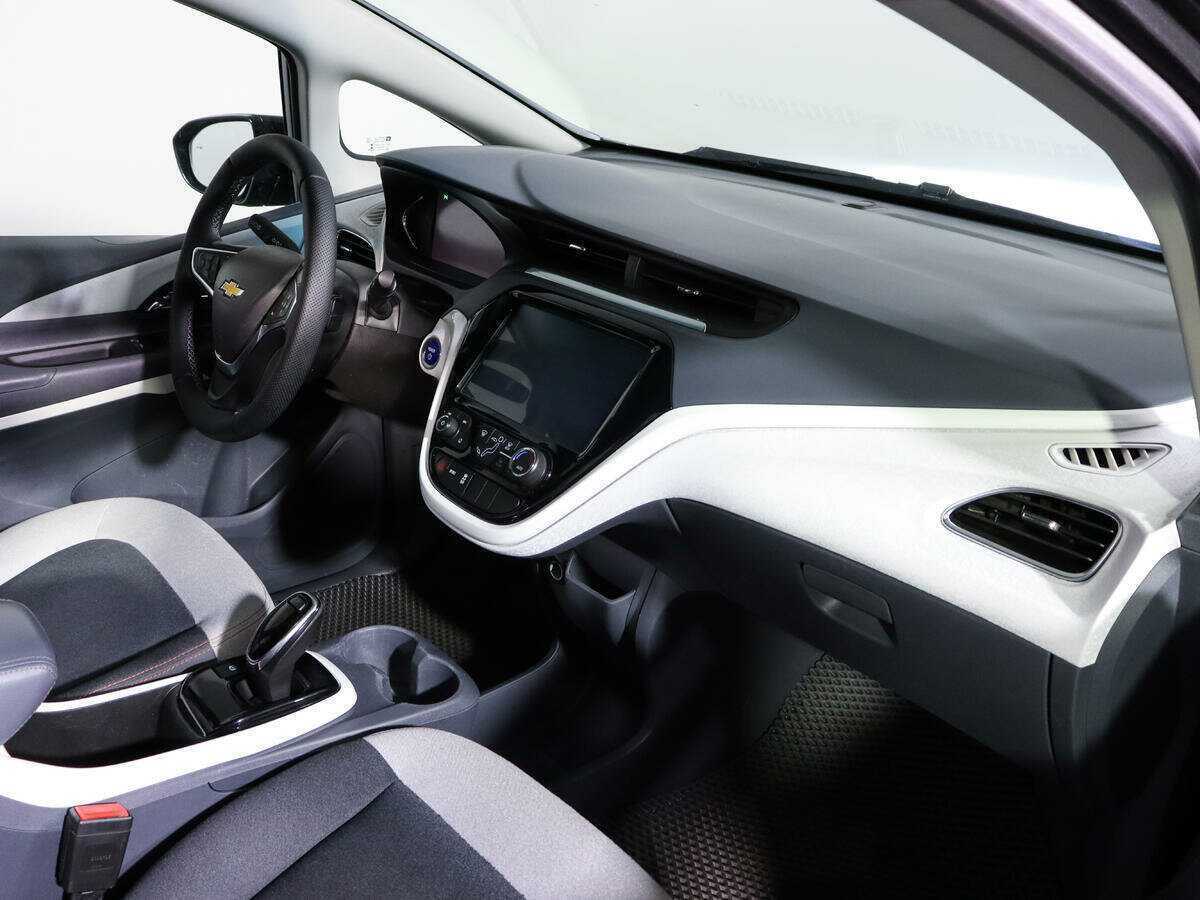 Купить Chevrolet Bolt с пробегом. Фото: #7