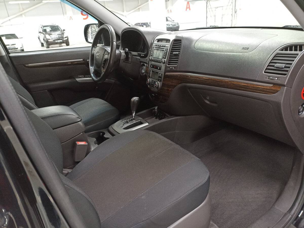 Купить Hyundai Santa Fe с пробегом. Фото: #10