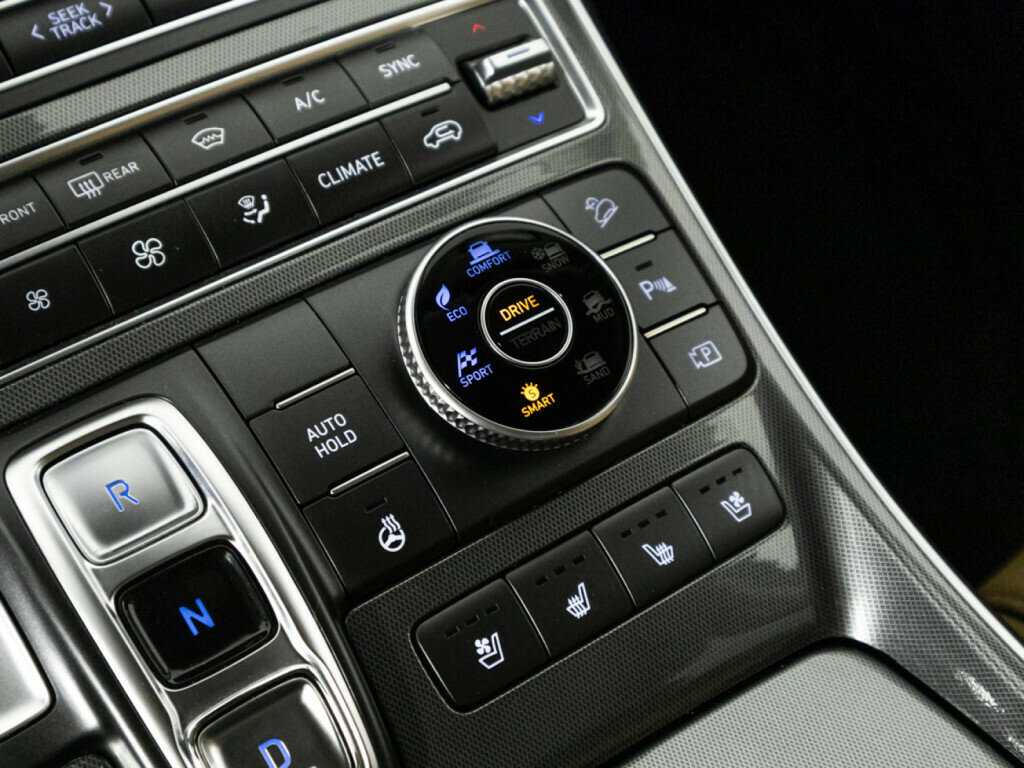Купить Hyundai Santa Fe с пробегом. Фото: #17