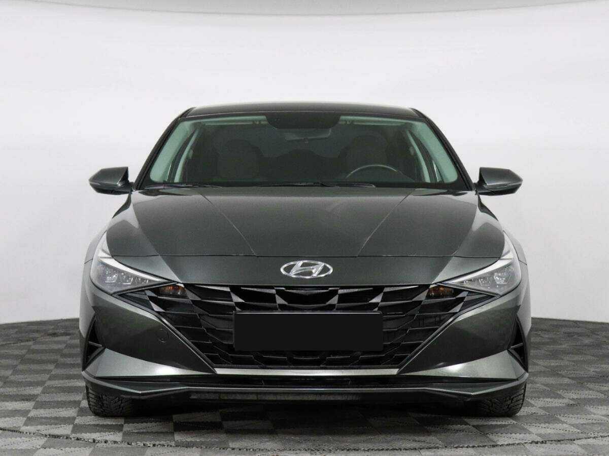 Купить Hyundai Elantra с пробегом. Фото: #1