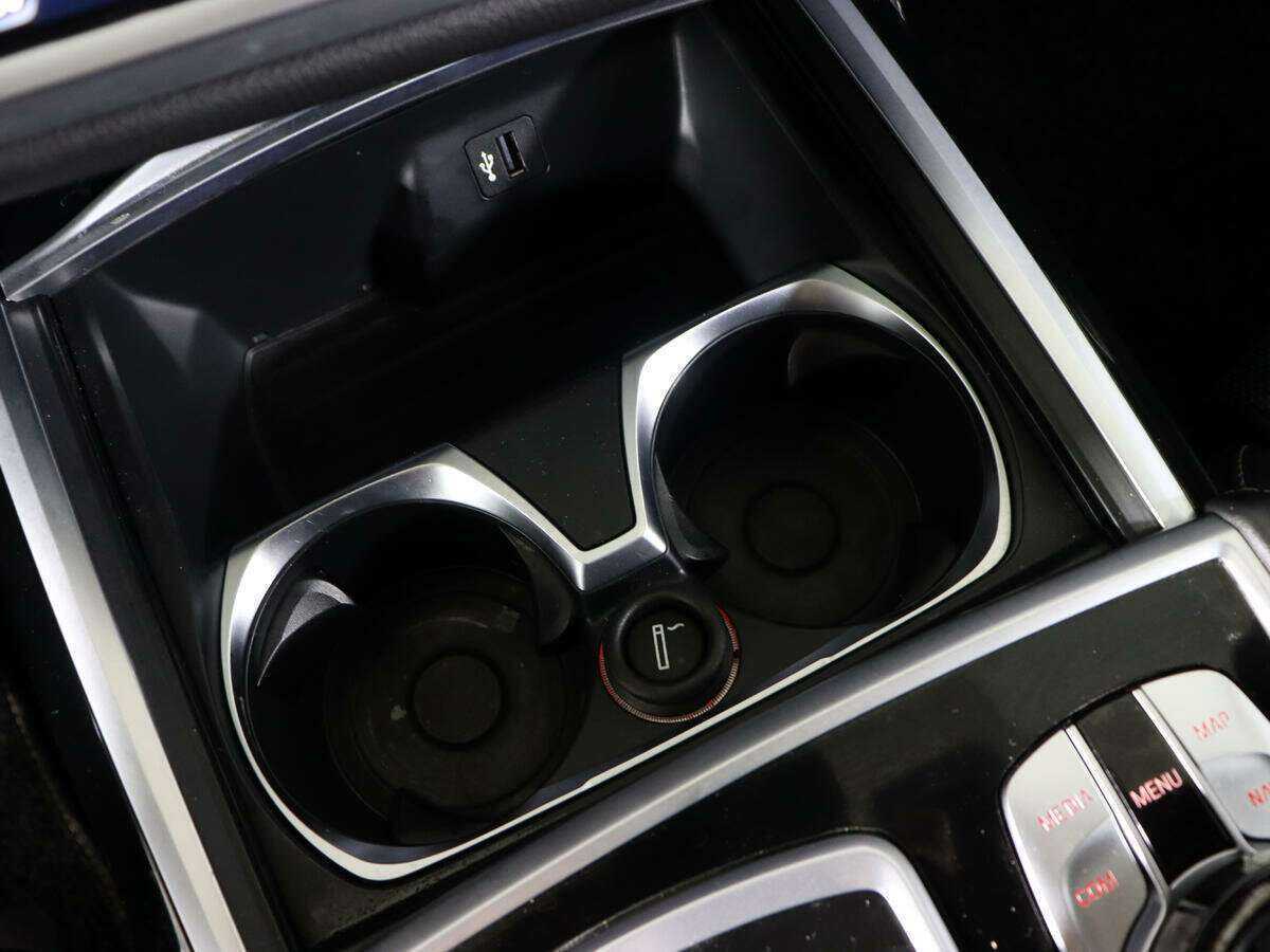 Купить BMW 7 серии с пробегом. Фото: #28