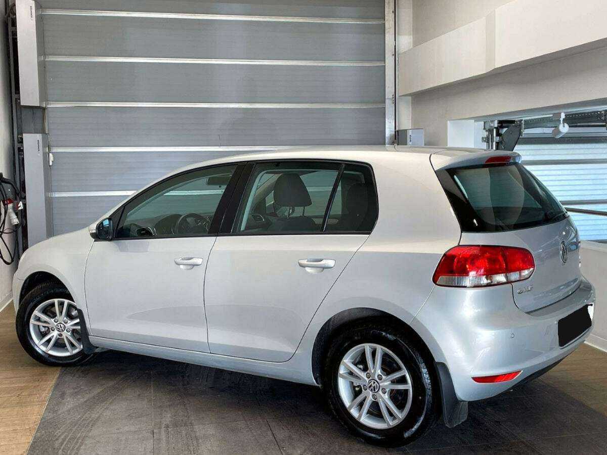 Купить Volkswagen Golf с пробегом. Фото: #5