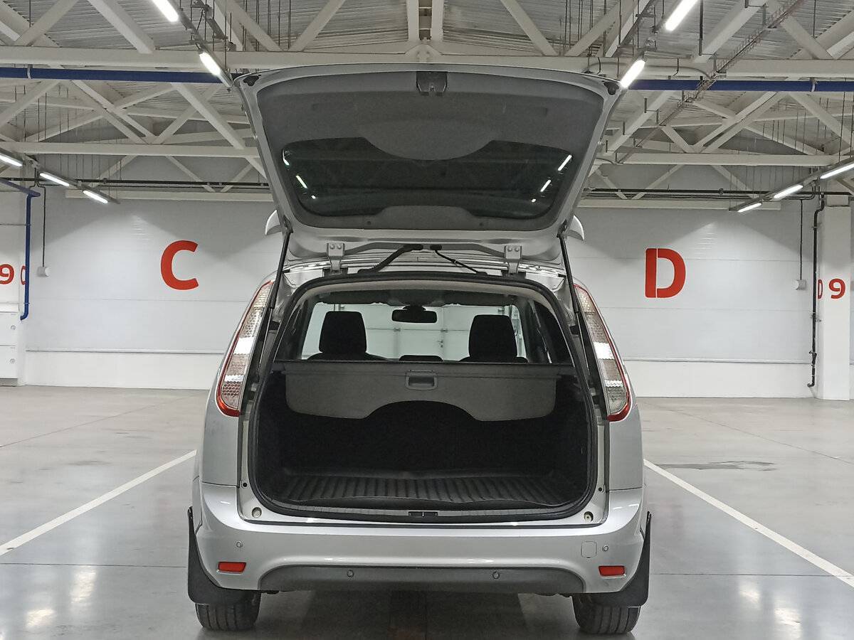 Купить Ford Focus с пробегом. Фото: #9