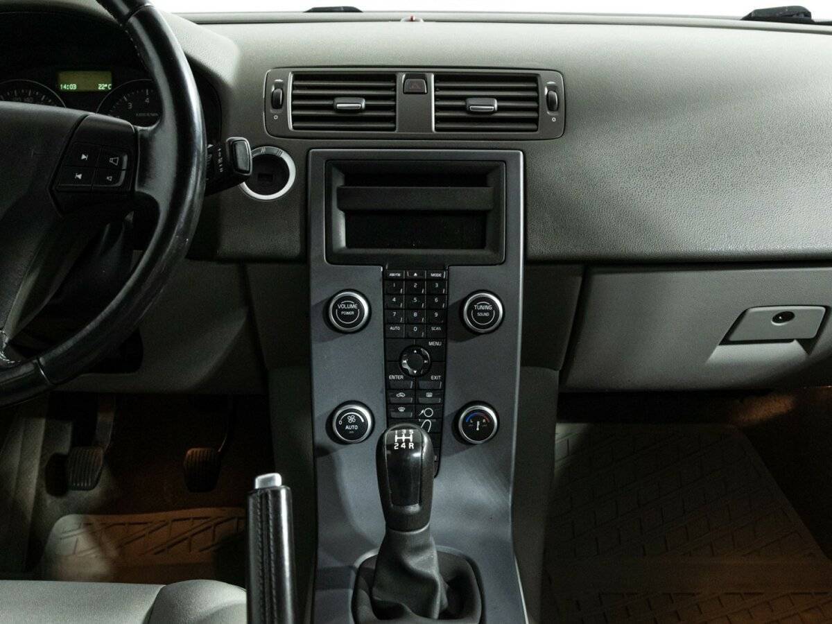 Купить Volvo S40 с пробегом. Фото: #13