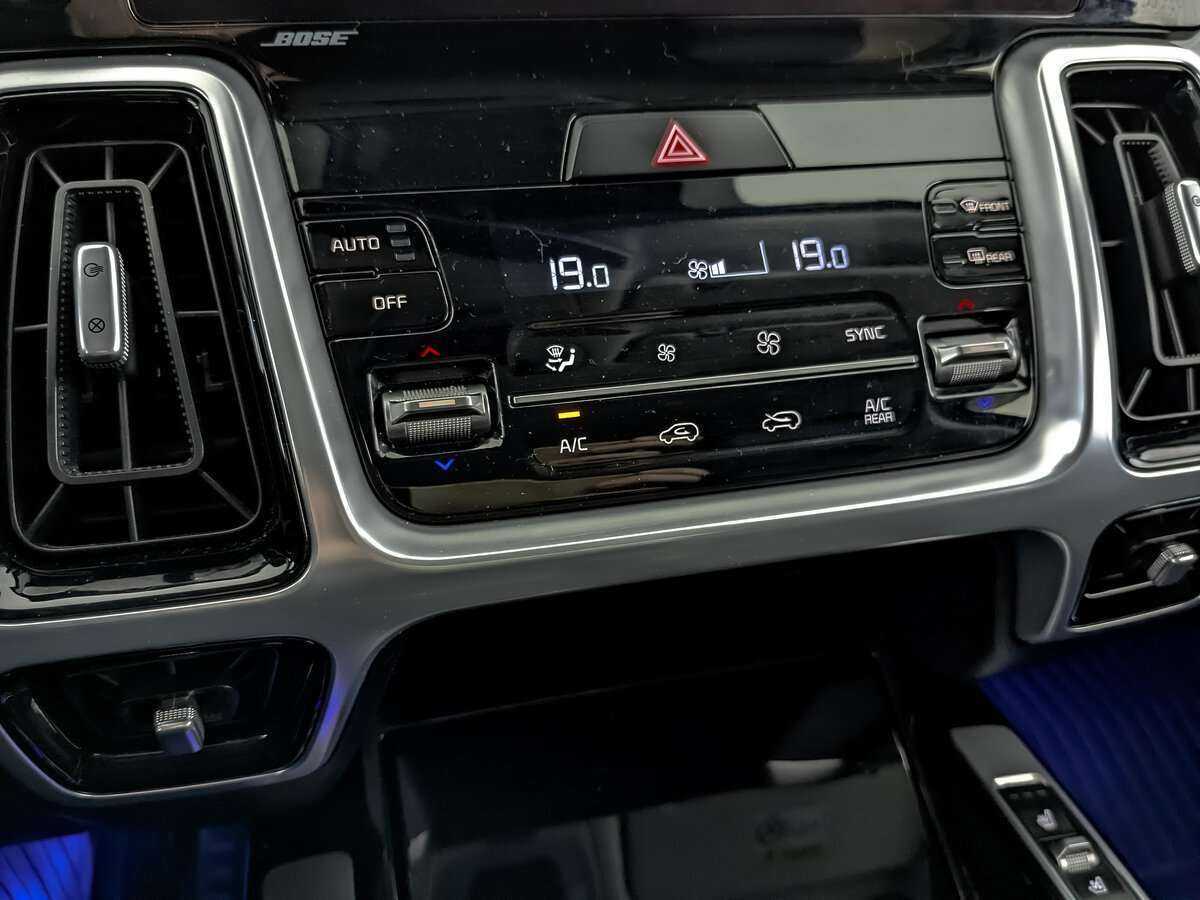 Купить Kia Sorento с пробегом. Фото: #25