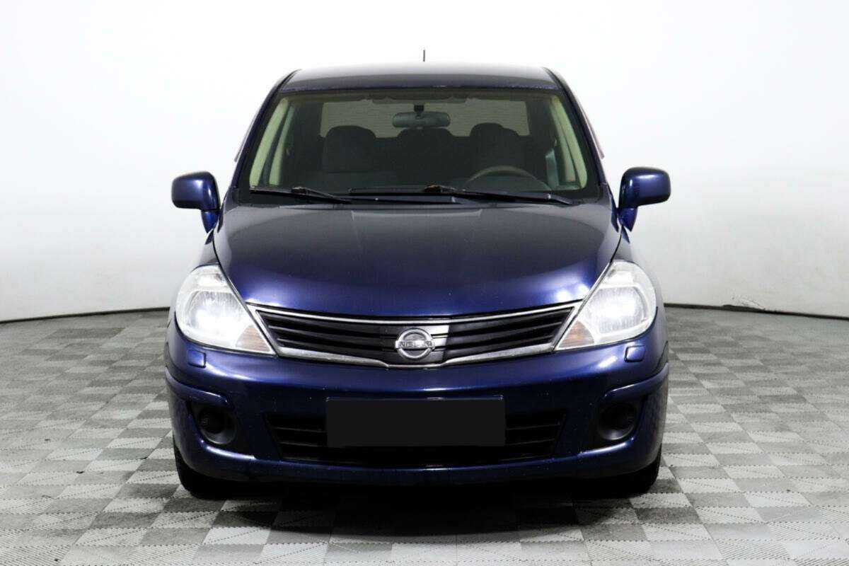 Купить Nissan Tiida с пробегом. Фото: #1