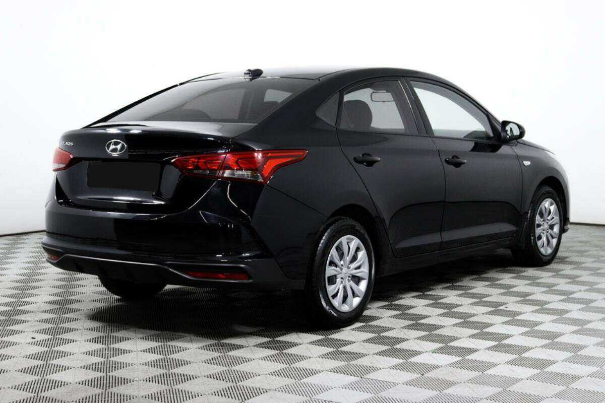 Купить Hyundai Solaris с пробегом. Фото: #4