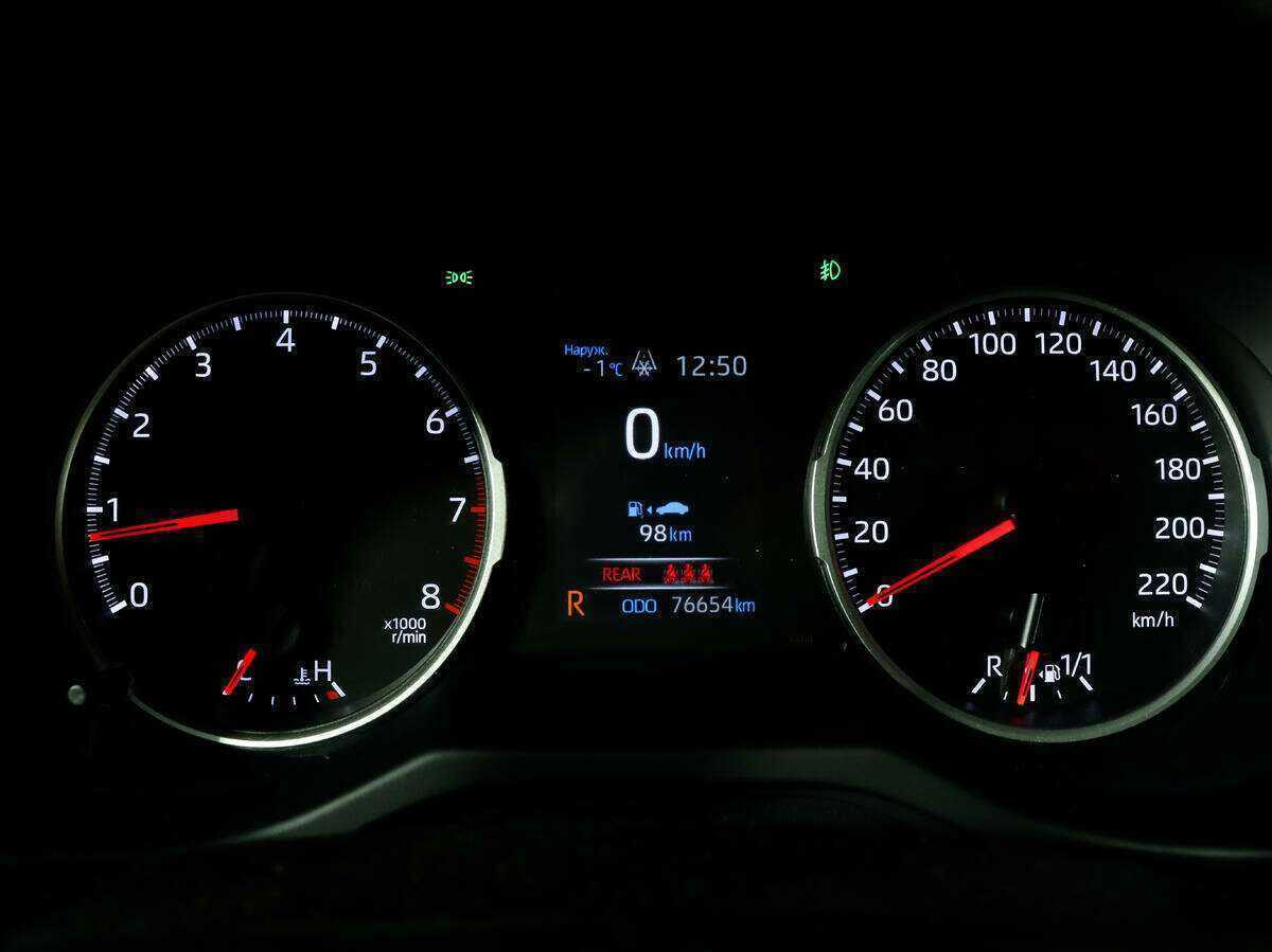 Купить Toyota RAV4 с пробегом. Фото: #18