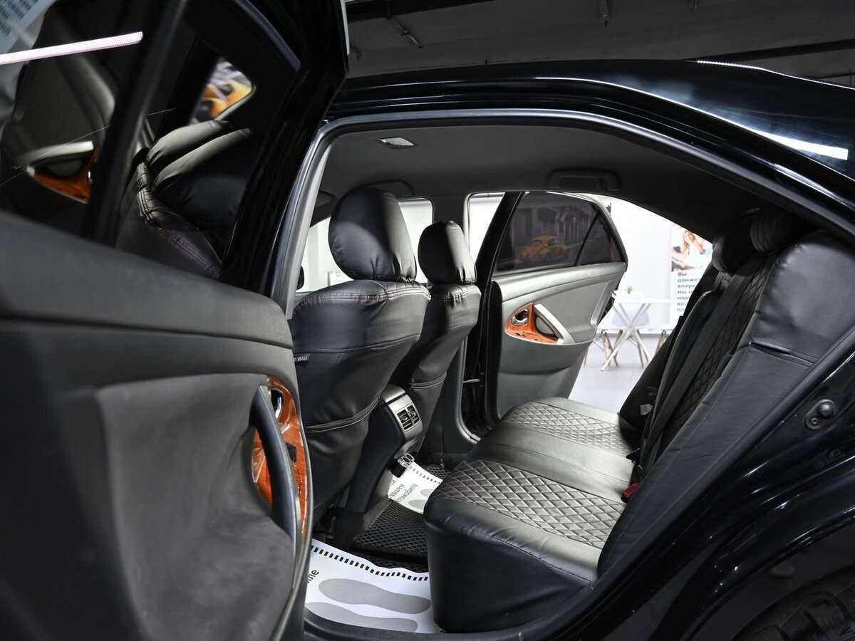 Купить Toyota Camry с пробегом. Фото: #10