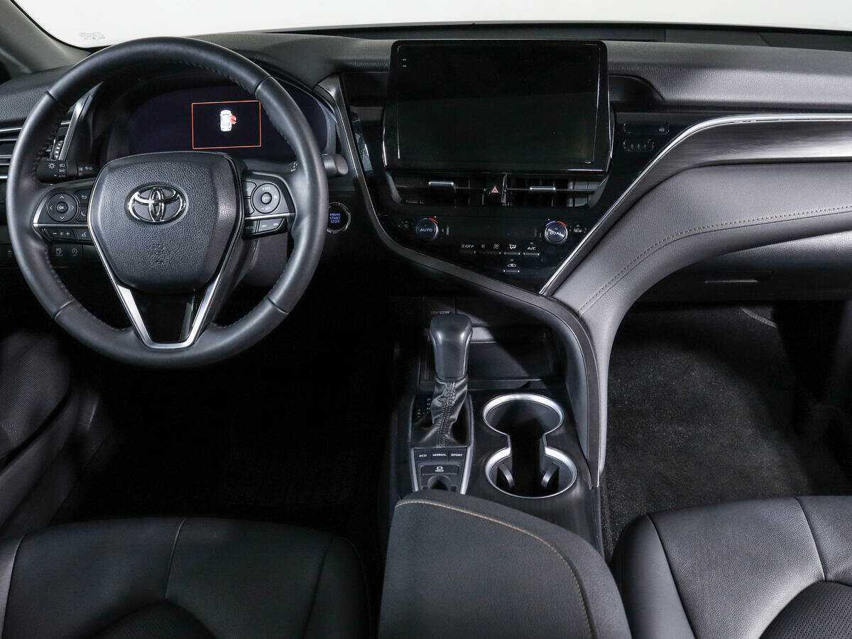 Купить Toyota Camry с пробегом. Фото: #11