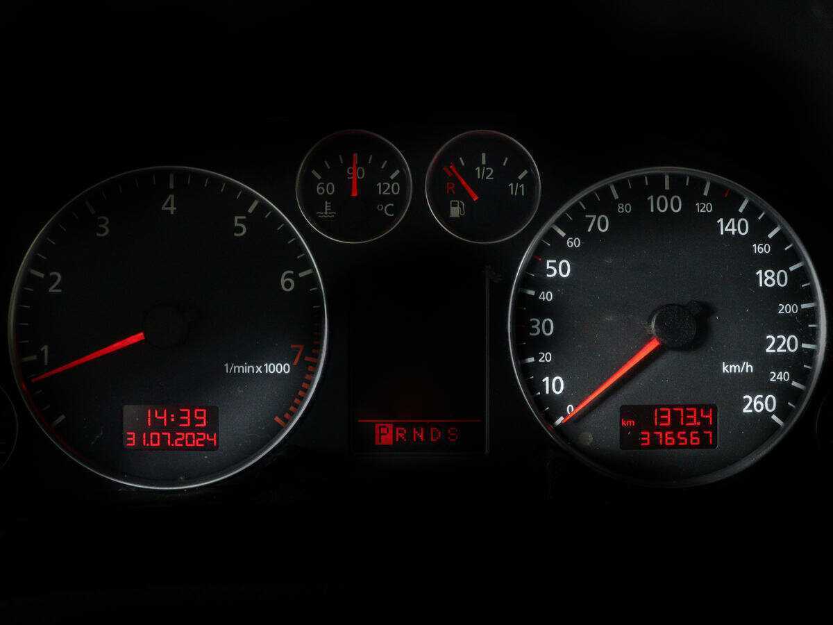 Купить Audi A6 с пробегом. Фото: #10
