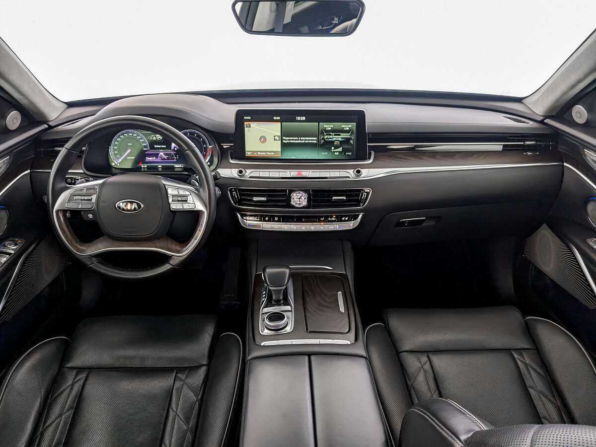 Купить Kia K900 с пробегом. Фото: #11