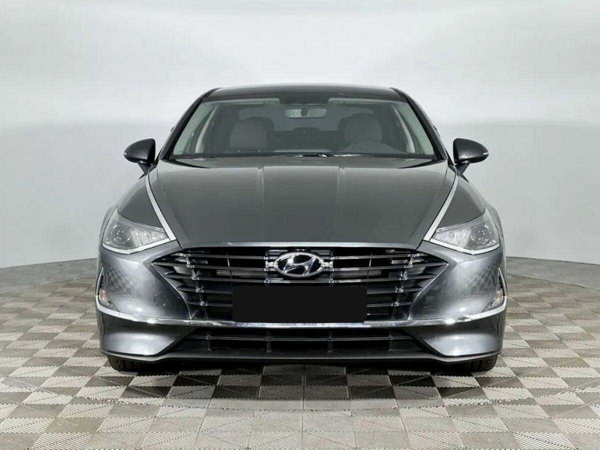 Купить Hyundai Sonata с пробегом. Фото: #2