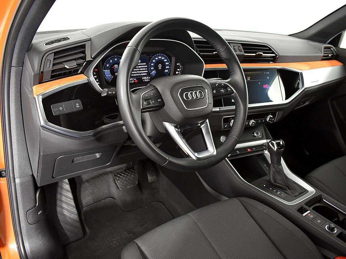 Купить Audi Q3 с пробегом. Фото: #8
