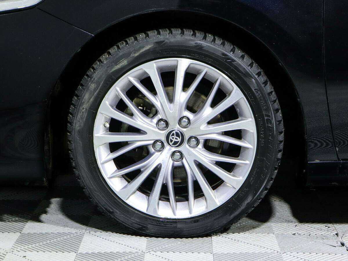 Купить Toyota Camry с пробегом. Фото: #12