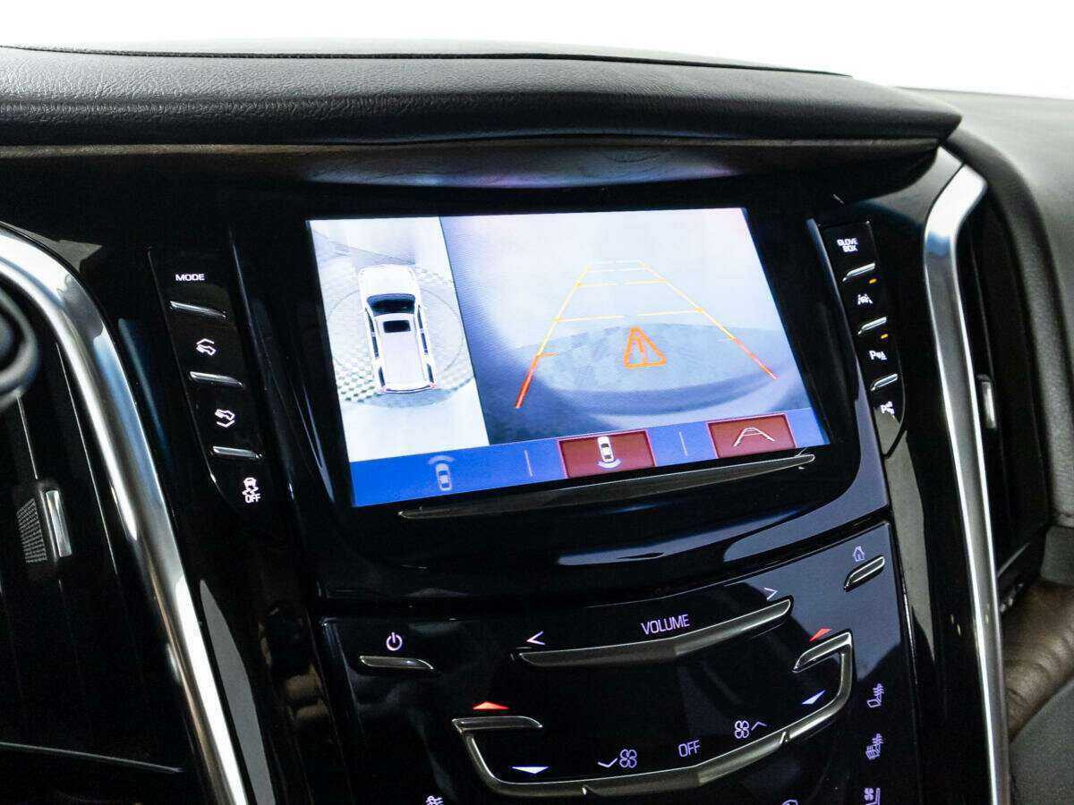 Купить Cadillac Escalade с пробегом. Фото: #22
