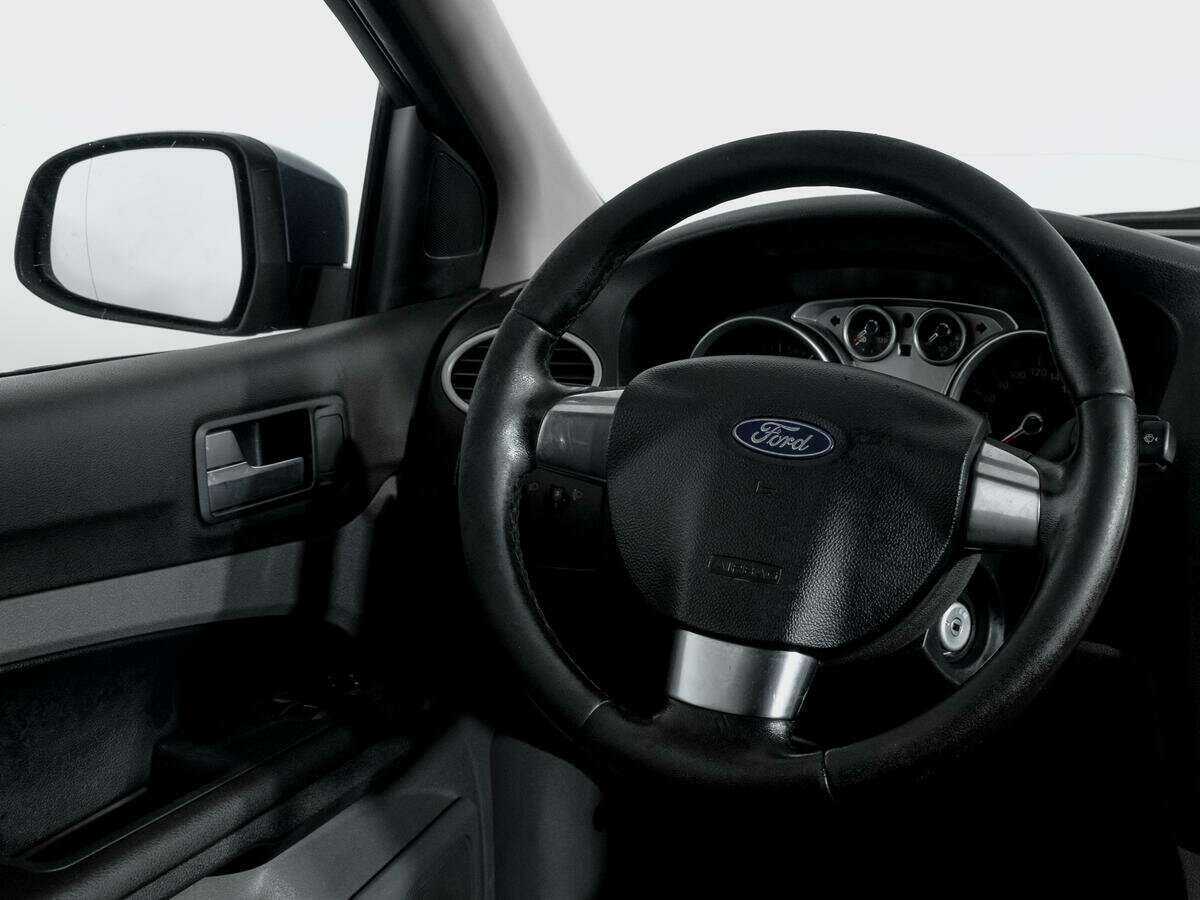 Купить Ford Focus с пробегом. Фото: #13