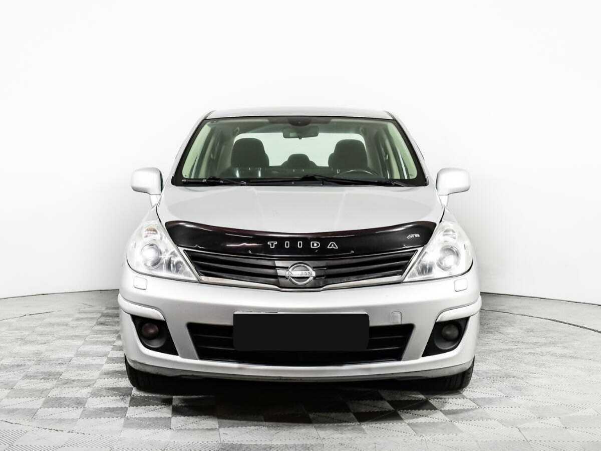 Купить Nissan Tiida с пробегом. Фото: #1