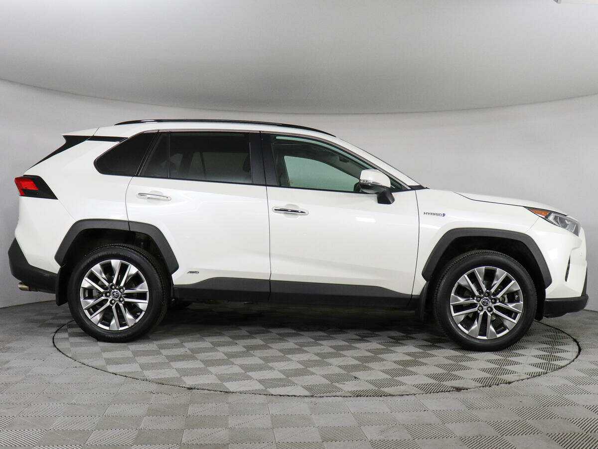 Купить Toyota RAV4 с пробегом. Фото: #3